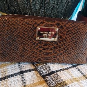 Michael Kors wallet